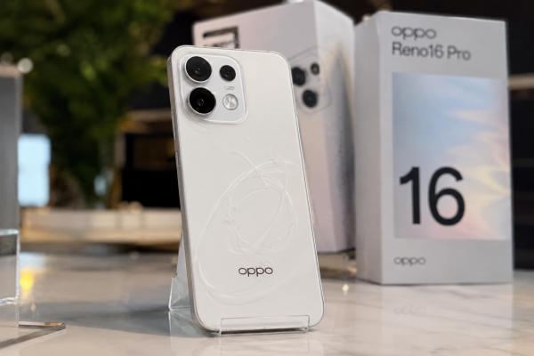 Oppo Reno 16 Pro Oppo Reno 16 Pro