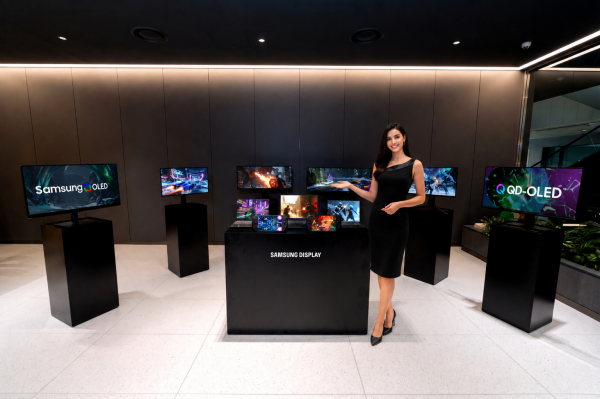 Samsung Computex 2026’da Ultra Slim OLED Panelini Tanıttı 1 Samsung Computex 2026’da Ultra Slim OLED Panelini Tanıttı