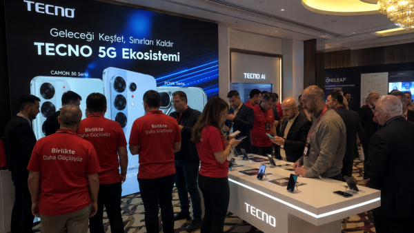 TECNO modüler akıllı telefon sistemi TECNO modüler akıllı telefon sistemi