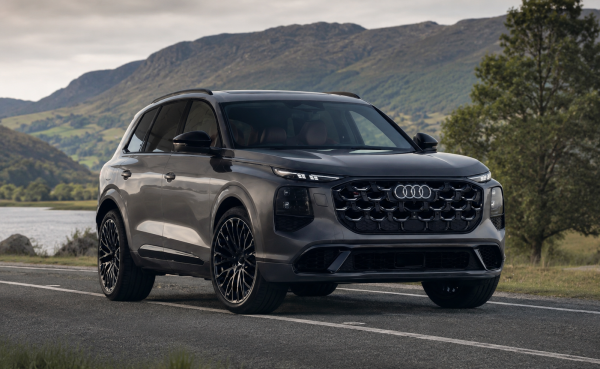 Yeni Audi Q7 ve SQ7 Tanıtıldı
