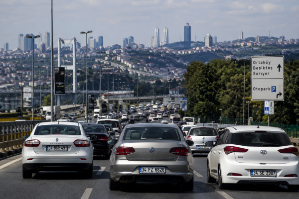 İstanbul Plakalarında Yeni Dönem: Yeni Plaka Formatı Hazırlanıyor İstanbul Plakalarında Yeni Dönem: Yeni Plaka Formatı Hazırlanıyor